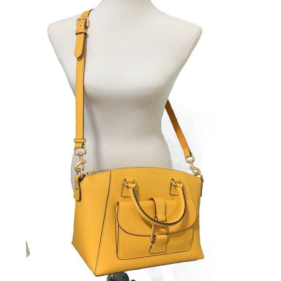 Dooney & Bourke Handbags - NWT $368 Dooney & Bourne Naomi Satchel